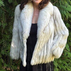 Vintage Saga Fox Fur Jacket with 100% Bemberg Liner.  Approximate size M or 8.
